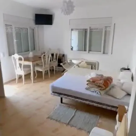 Apartamento Bambu 1, Cala Montgo A Menos De Un Minuto De La Playa L'Escala Exterior photo
